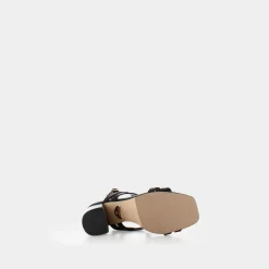 LAURA BIAGIOTTI Sandali^8108 Calf Sandali Nero